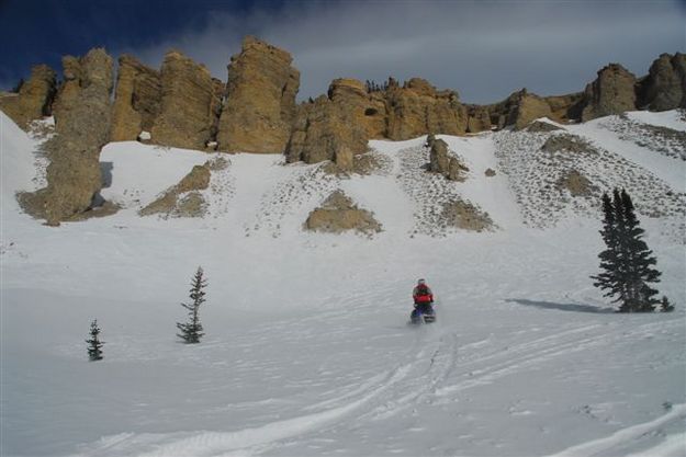 To the hills. Photo by Arnold Brokling.