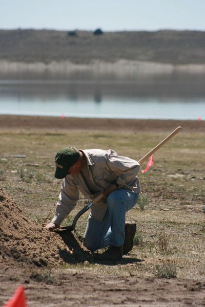 Shovelful by Shovelful. Photo by Dawn Ballou, Pinedale Online.