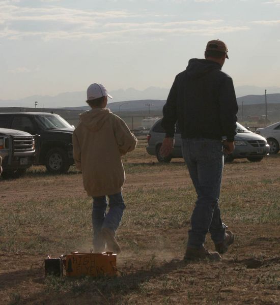 Finding the pieces. Photo by Dawn Ballou, Pinedale Online.