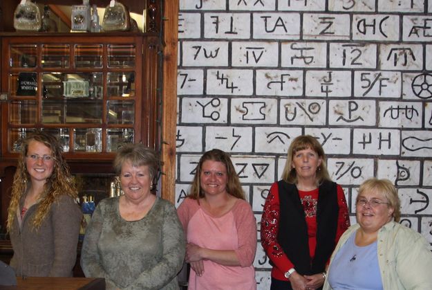 New officers. Photo by Green River Valley Cowbelles/Cattlewomen .