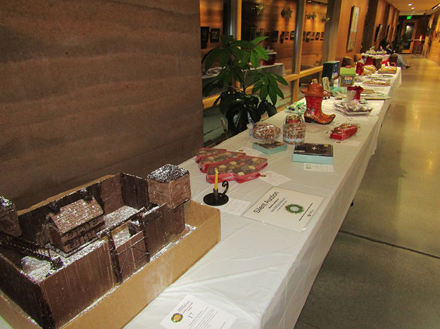 Silent Auction. Photo by Pinedale Online.