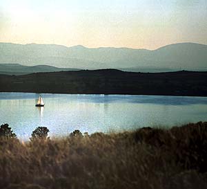 Sailing on Fremont Lake at dusk