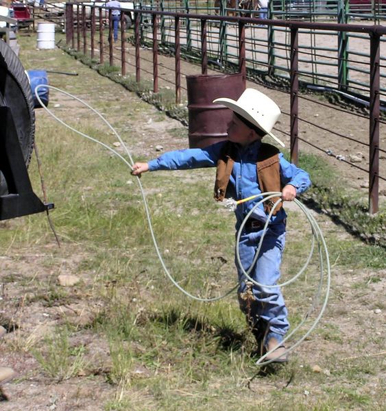 Sideline Cowkid. Photo by Pinedale Online.