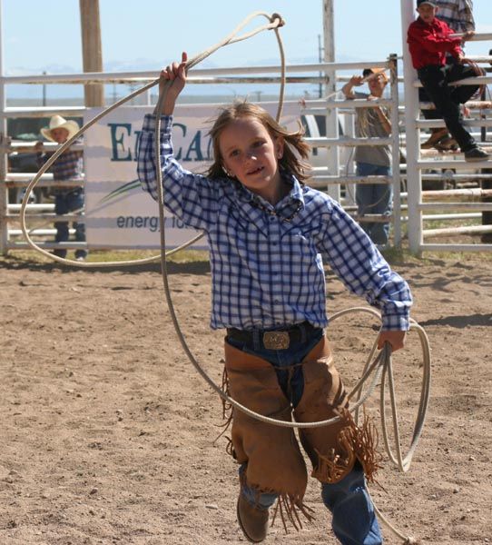 Cowgirl Roping. Photo by Clint Gilchrist, Pinedale Online.