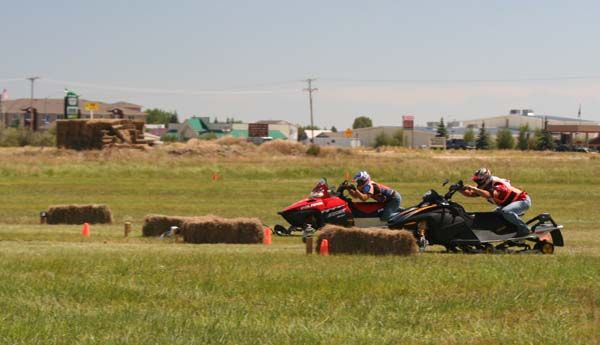 Close at the finish. Photo by Clint Gilchrist, Pinedale Online.