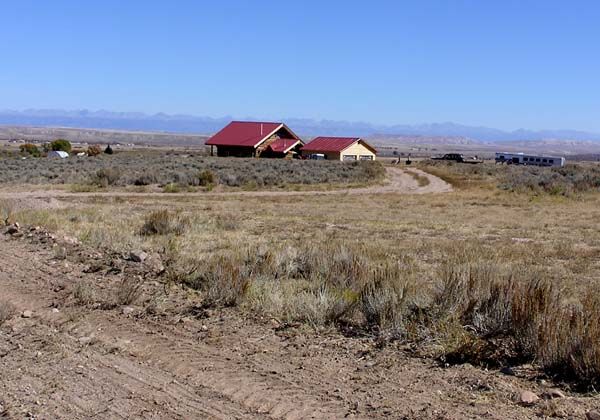 Nearby residence. Photo by Pinedale Online.