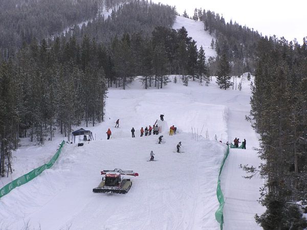 Grooming the Landing. Photo by Dawn Ballou, Pinedale Online.