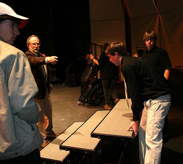 Setting up for bands. Photo by Pam McCulloch, Pinedale Online.