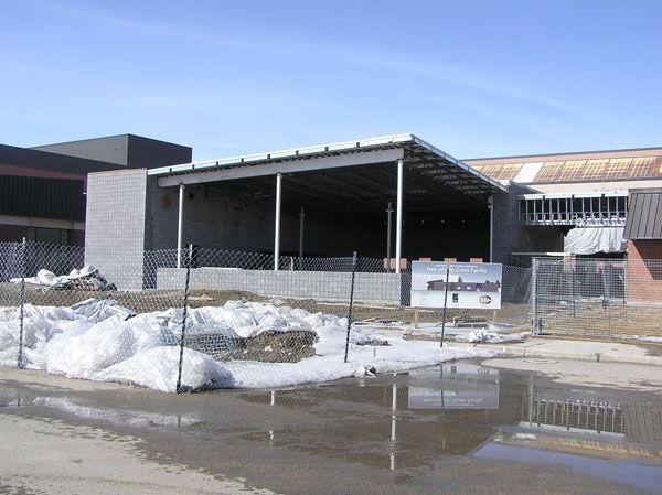 5th-6th Grade Building. Photo by Dawn Ballou, Pinedale Online.