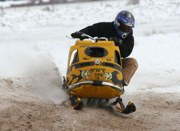 Team Yellow. Photo by Clint Gilchrist, Pinedale Online.