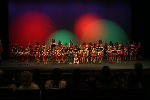 Express Yourself Dance Company. Photo by Pam McCulloch, Pinedale Online.