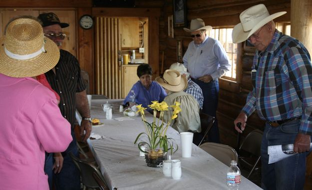 Inside Eating. Photo by Trey Wilkinson, Sublette Examiner.