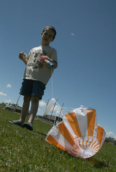 Parachute. Photo by Pam McCulloch, Pinedale Online.