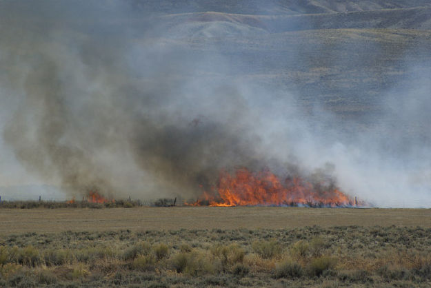 Uncontrolled Burn. Photo by Cat Urbigkit.