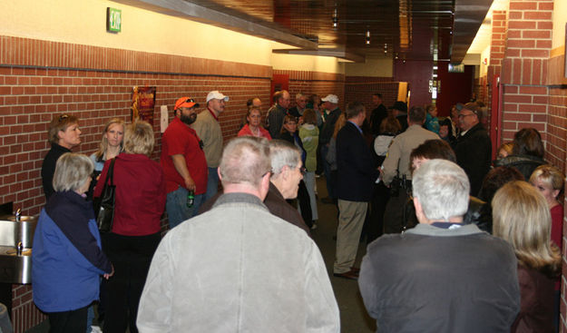 Waiting in the hall. Photo by Dawn Ballou, Pinedale Online.