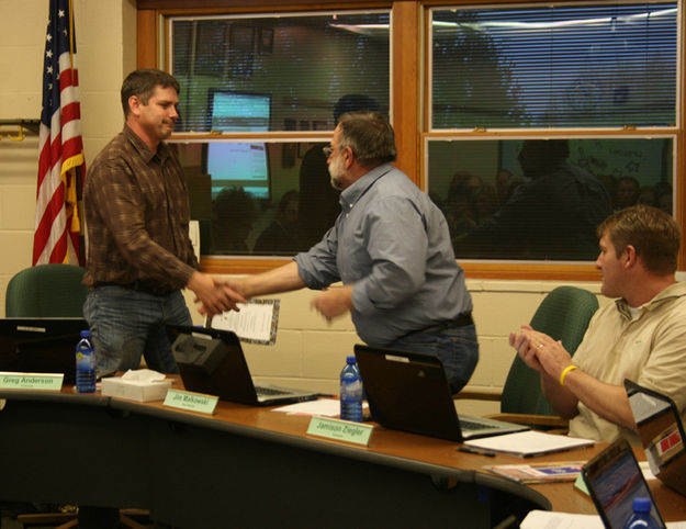 Jim Malkowski award. Photo by Dawn Ballou, Pinedale Online.