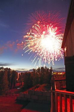 Fireworks. Photo by Megan Rawlins, Pinedale Roundup.