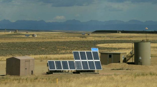 Solar powered. Photo by Dawn Ballou, Pinedale Online.