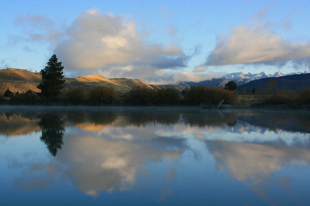 Mirror Image. Photo by Fred Pflughoft.