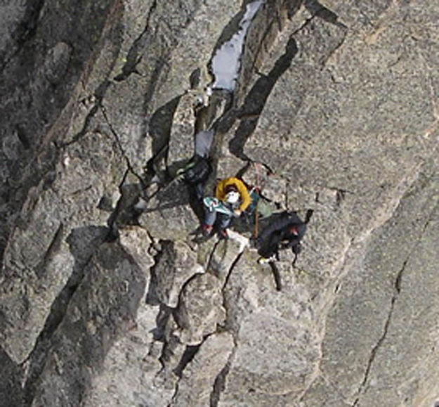 Stranded on narrow ledge. Photo by Tony Chambers, Tip Top Search and Rescue.