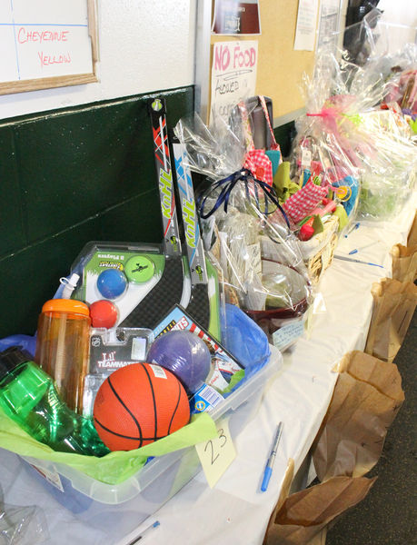 Gift Baskets. Photo by Dawn Ballou, Pinedale Online.