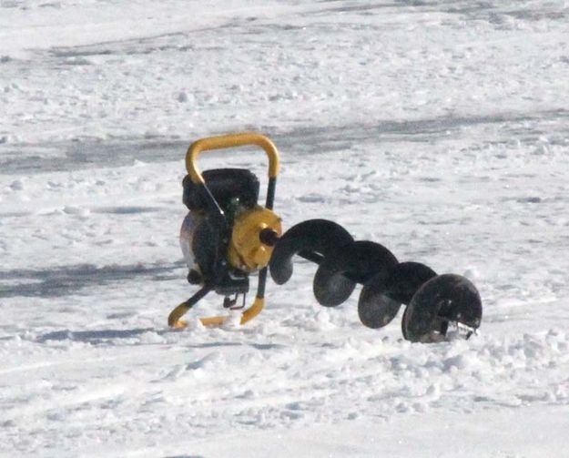 Ice drill. Photo by Dawn Ballou, Pinedale Online.