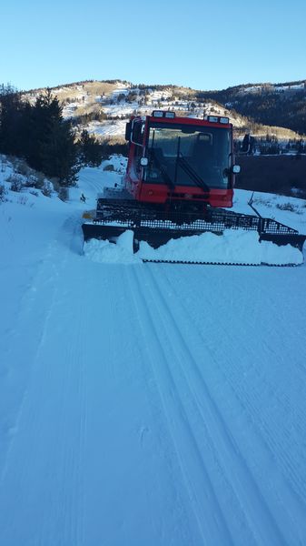 PistenBully. Photo by Mike Looney.