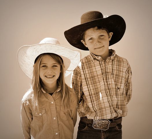 Ella and Emry. Photo by Terry Allen.