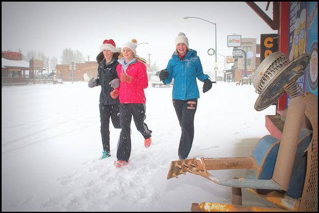 Frosty 5K Run and Plunge. Photo by Terry Allen.