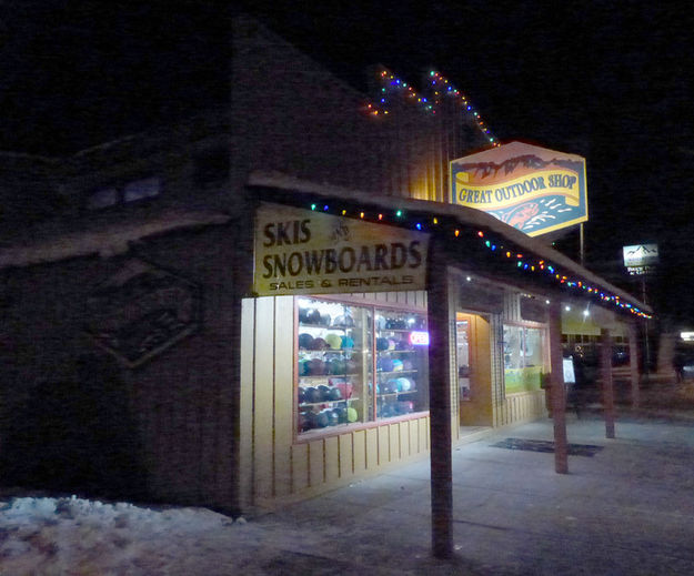 Great Outdoor Shop. Photo by Dawn Ballou, Pinedale Online.