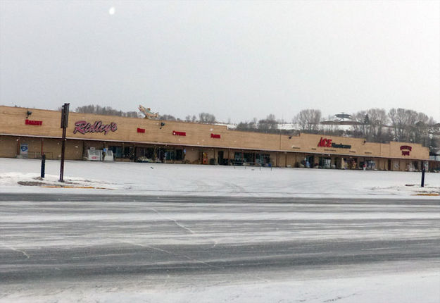 Closed Christmas Day. Photo by Dawn Ballou, Pinedale Online.