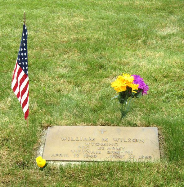 William Wilson grave. Photo by Dawn Ballou, Pinedale Online.