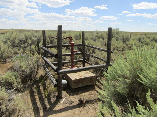 Water well outside. Photo by Dawn Ballou, Pinedale Online.