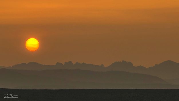 Smoky Pinedale Sunrise. Photo by Dave Bell.