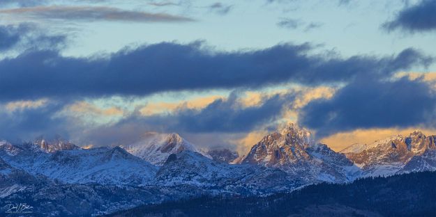 Beautiful Sunsetting Light. Photo by Dave Bell.